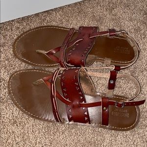〽️BROWN SANDALS〽️